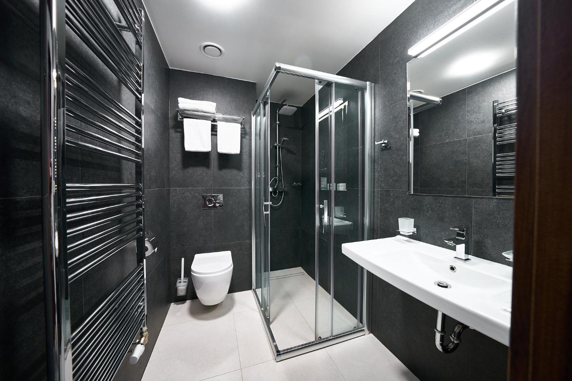 Wellness Hotel Queens Mariánské Lázně Εξωτερικό φωτογραφία