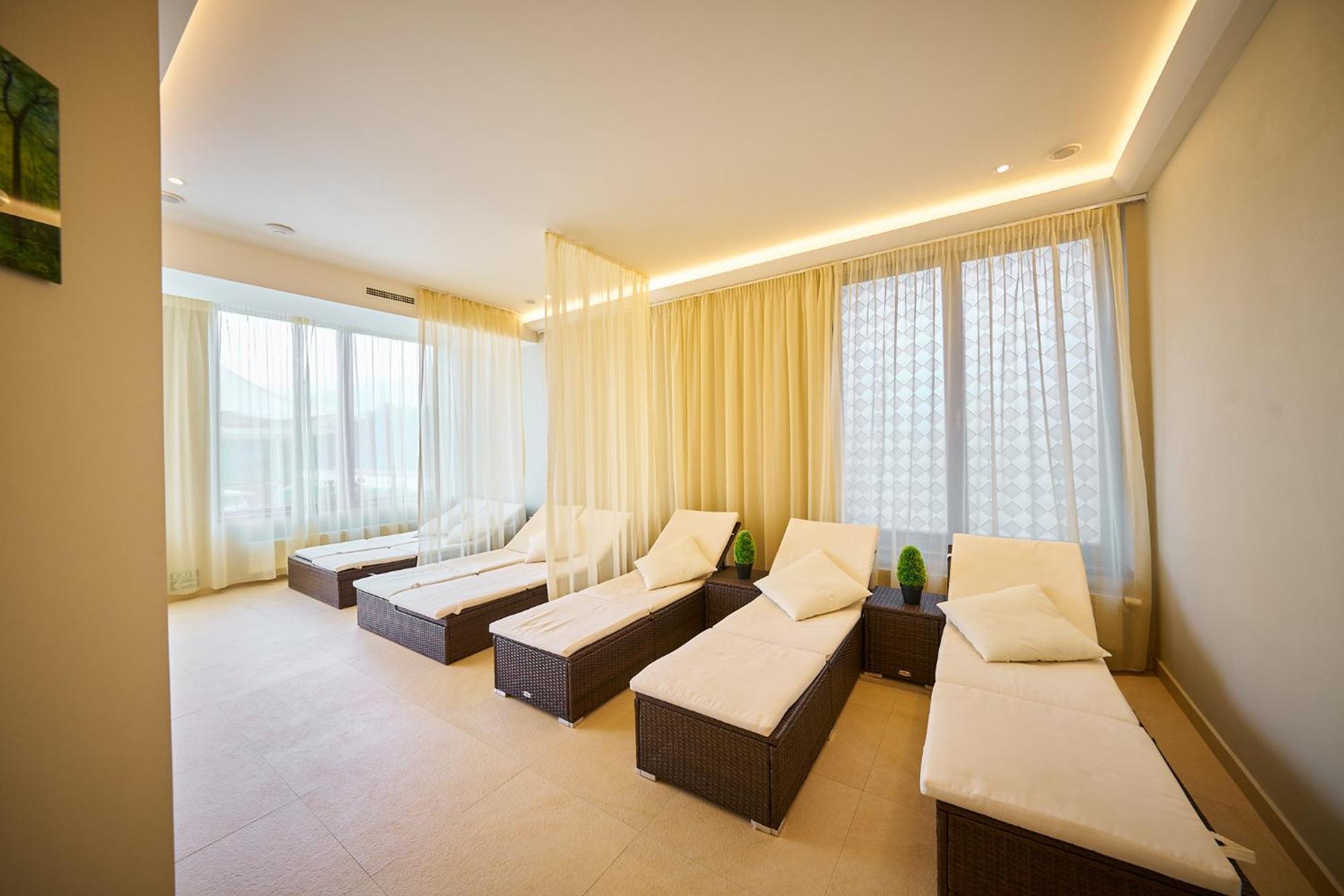 Wellness Hotel Queens Mariánské Lázně Εξωτερικό φωτογραφία