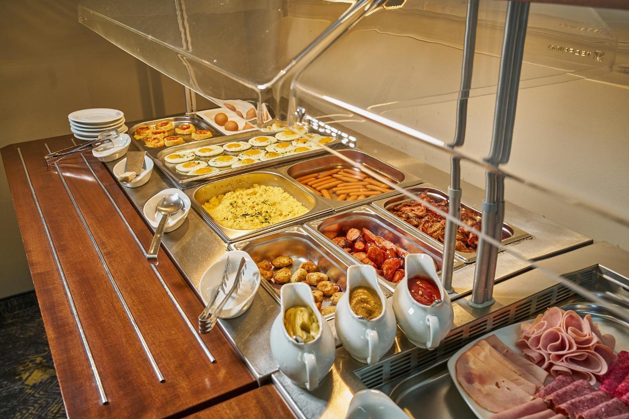 Wellness Hotel Queens Mariánské Lázně Εξωτερικό φωτογραφία